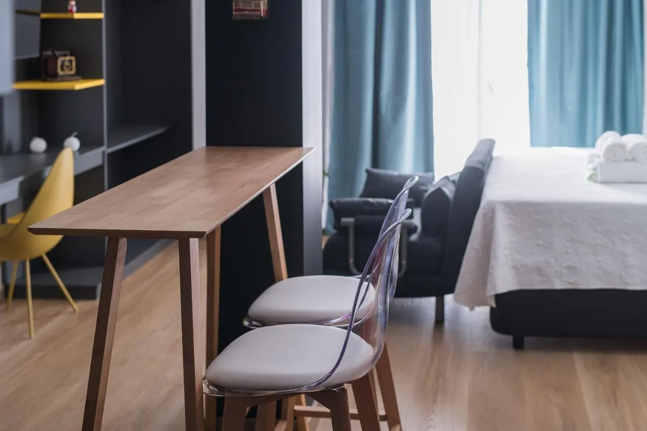 Boutique Apartments- La Gloria 1908 Almeria